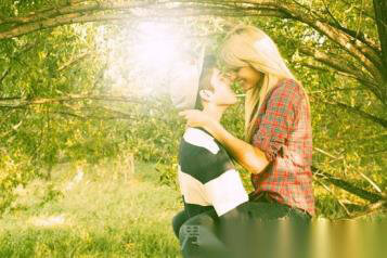 Things couples do together on a date